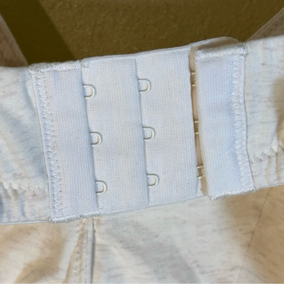 Understance Plunge Cotton Bra 36B White Melange Beige Wireless U20810673 NEW - Picture 8 of 9